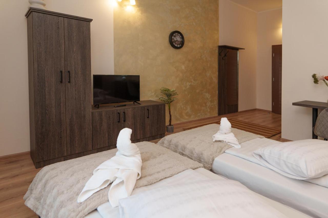 Hotel Rubin*** Gheorgheni  Ngoại thất bức ảnh