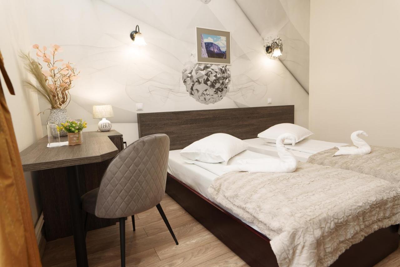 Hotel Rubin*** Gheorgheni  Ngoại thất bức ảnh