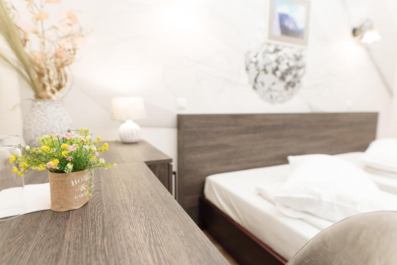 Hotel Rubin*** Gheorgheni  Ngoại thất bức ảnh