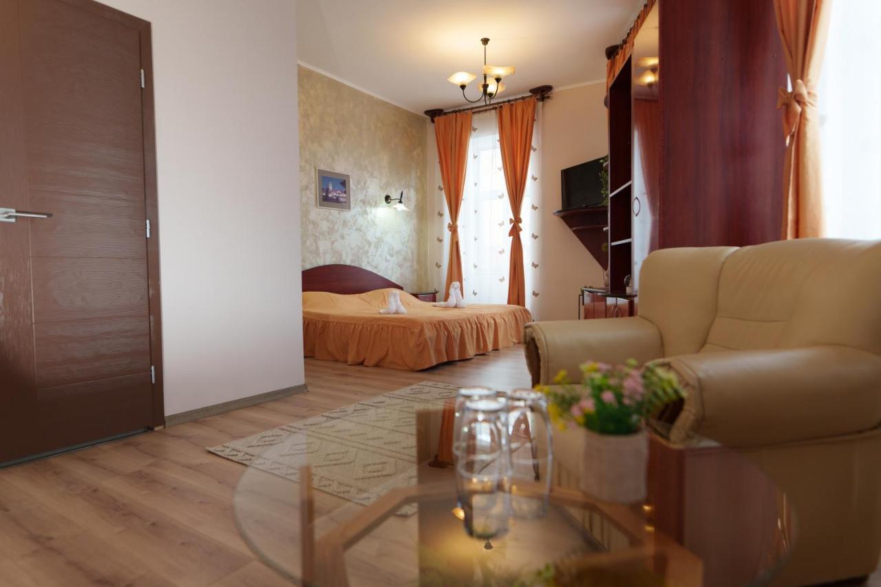 Hotel Rubin*** Gheorgheni  Ngoại thất bức ảnh