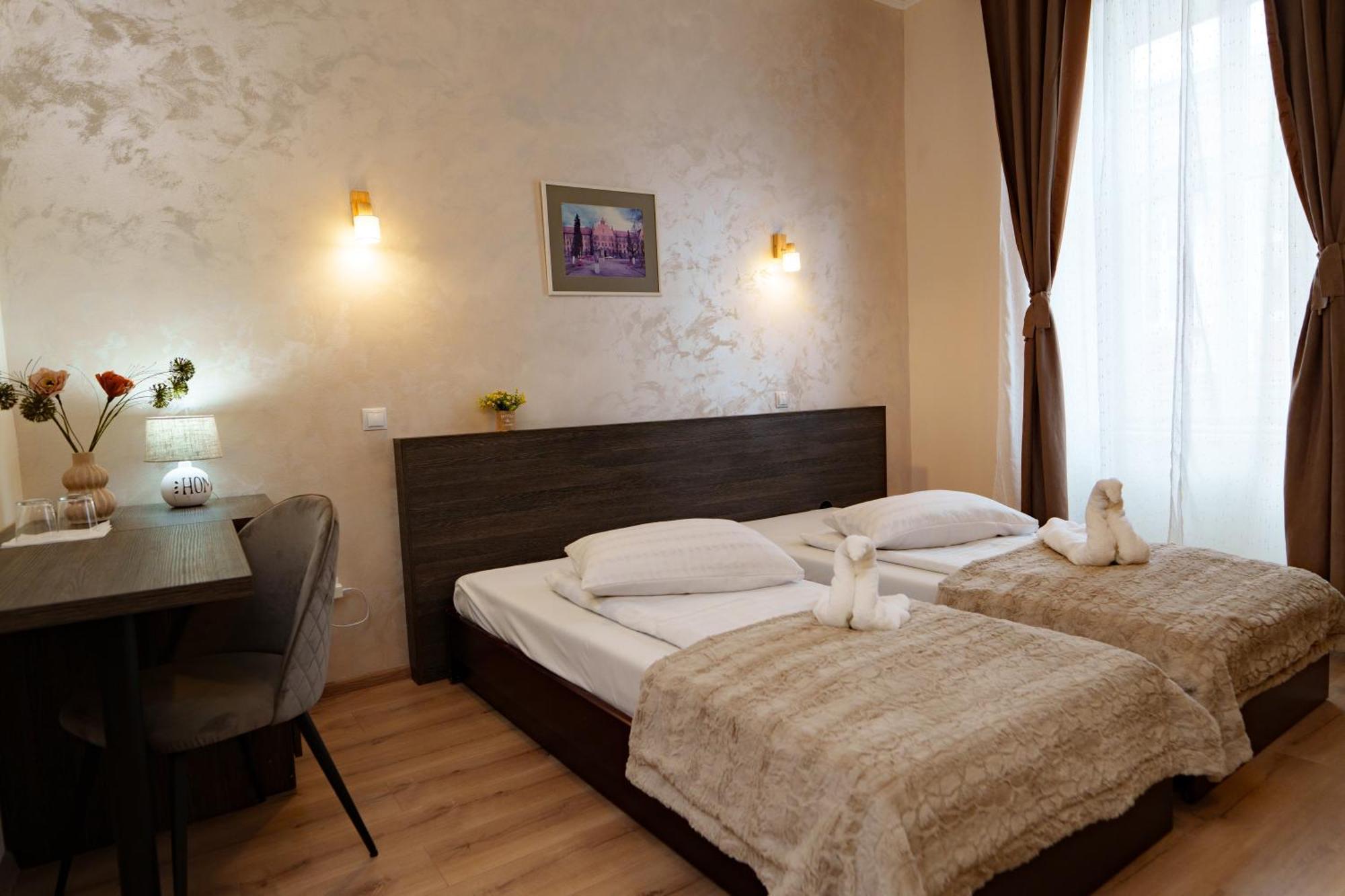 Hotel Rubin*** Gheorgheni  Ngoại thất bức ảnh