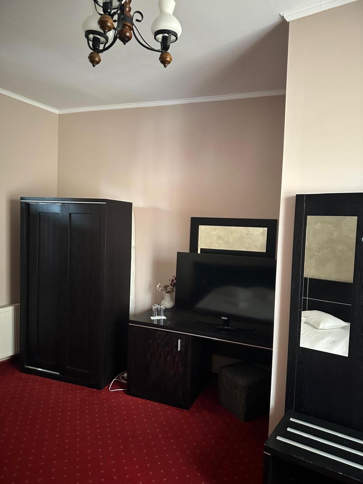 Hotel Rubin*** Gheorgheni  Ngoại thất bức ảnh