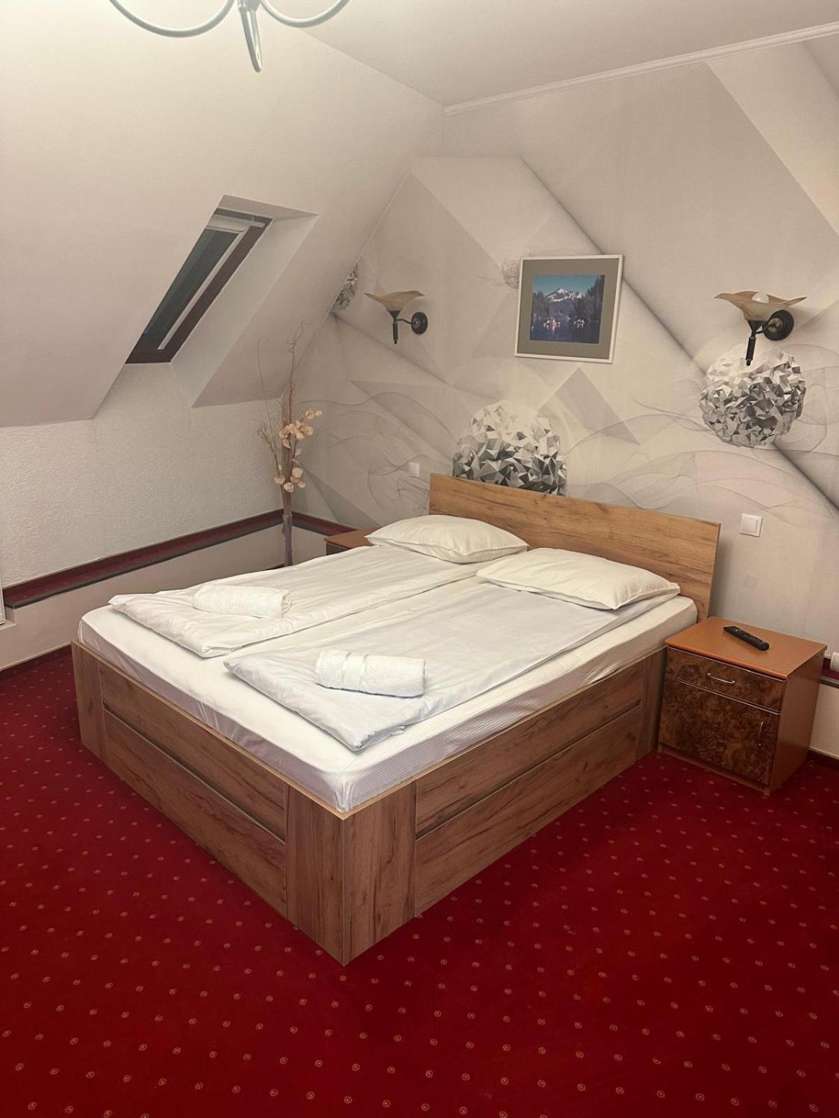 Hotel Rubin*** Gheorgheni  Ngoại thất bức ảnh